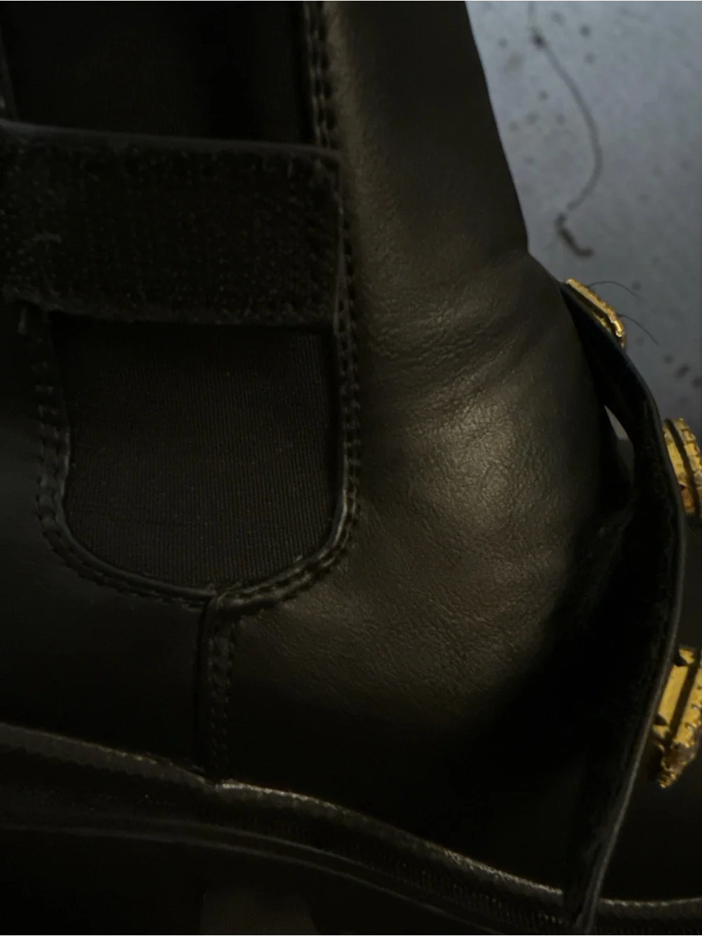 Nicole Miller Black Chelsea Ankle Boots Rhinestone Strap Block Heel Lug Sole 6